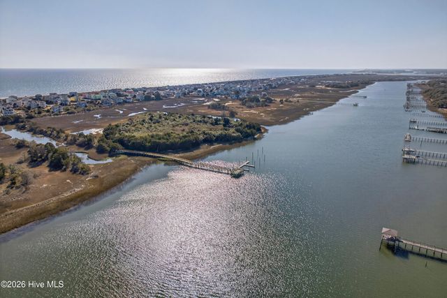 1055 Tide Ridge Drive, Holden Beach, NC 28462