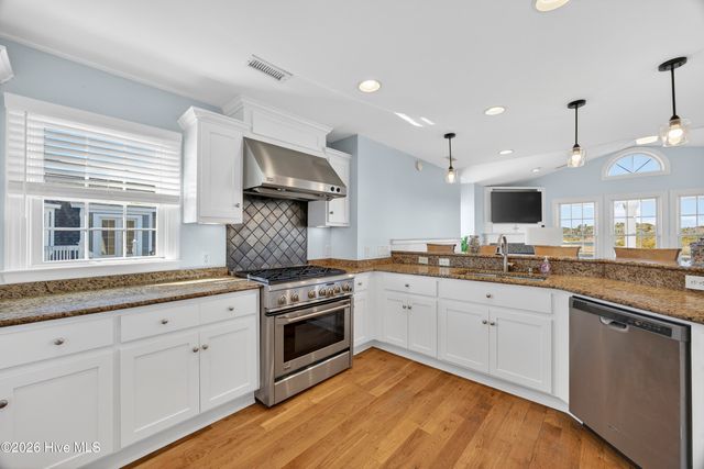 1055 Tide Ridge Drive, Holden Beach, NC 28462