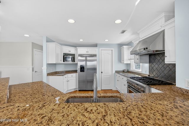 1055 Tide Ridge Drive, Holden Beach, NC 28462