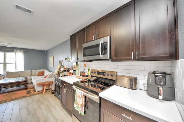 2430 Regatta Lane, Texas City, TX 77568