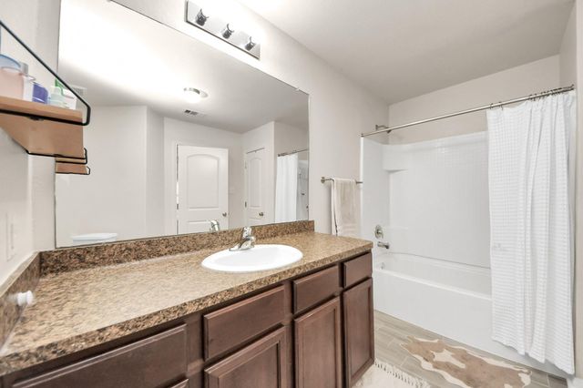 2430 Regatta Lane, Texas City, TX 77568