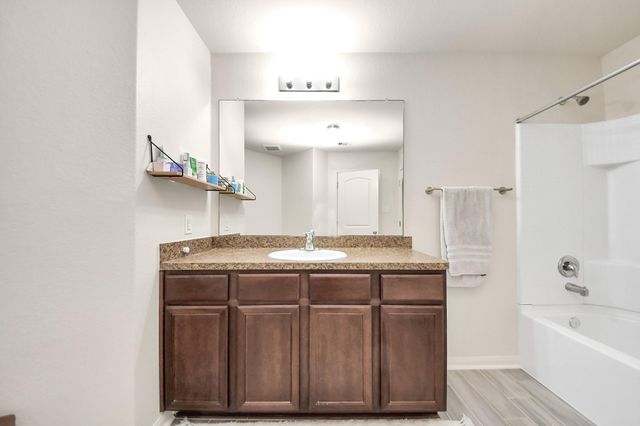 2430 Regatta Lane, Texas City, TX 77568