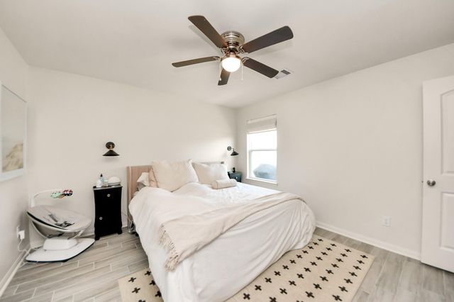 2430 Regatta Lane, Texas City, TX 77568