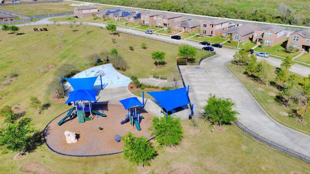 2430 Regatta Lane, Texas City, TX 77568