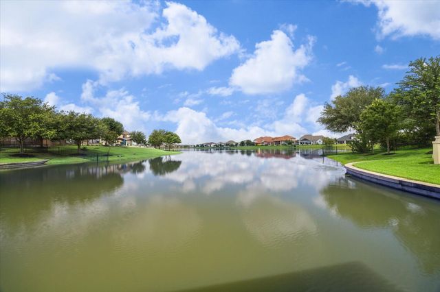 10306 Grape Creek Grove Lane, Cypress, TX 77433