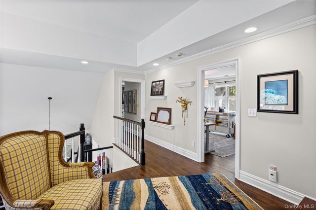 28 Apricot Road, Mount Sinai, NY 11766
