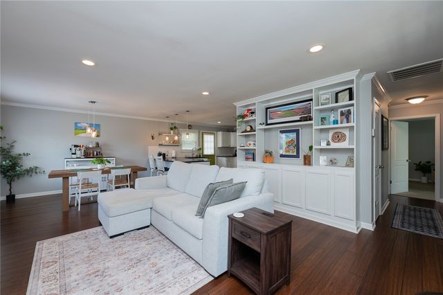 10 Meadowview Drive, Taylors, SC 29687