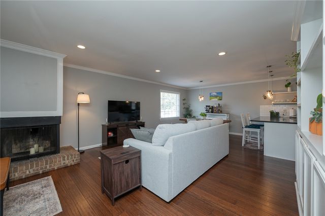 10 Meadowview Drive, Taylors, SC 29687