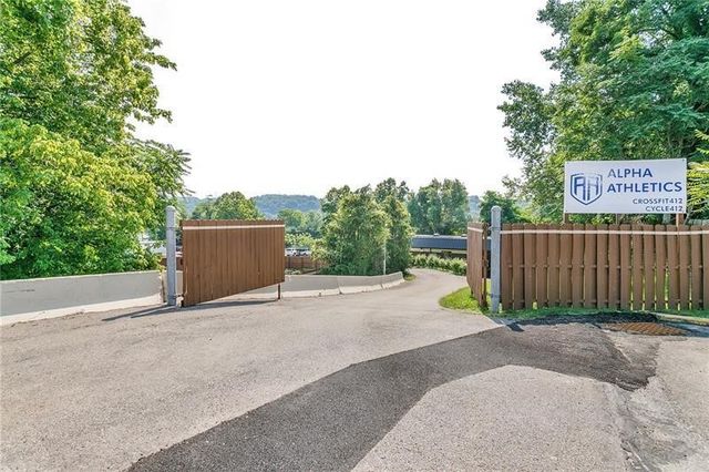 811 Boyd Ave, O'hara, PA 15238