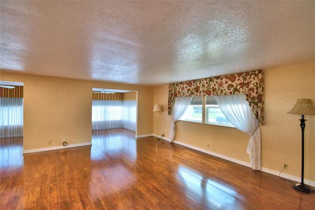 151 HOLIDAY LANE, Auburndale, FL 33823