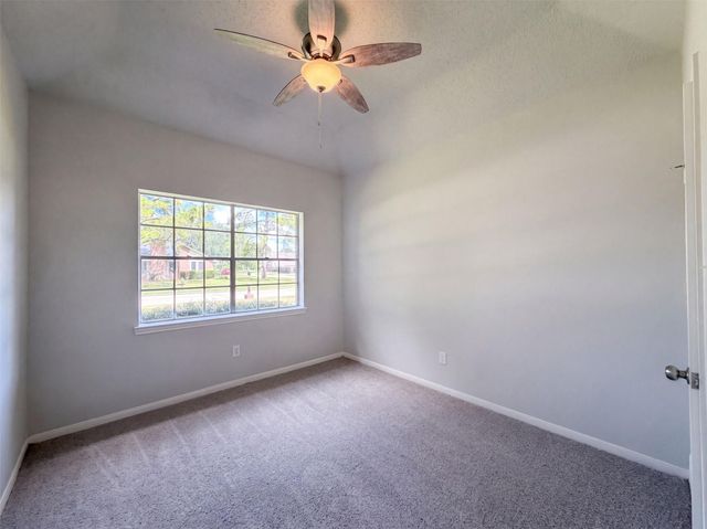 1102 Londonderry Avenue, Friendswood, TX 77546