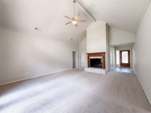 1102 Londonderry Avenue, Friendswood, TX 77546