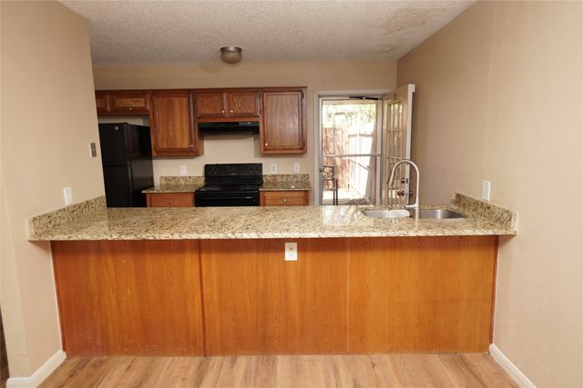 119 Austin Stone Drive, Duncanville, TX 75137