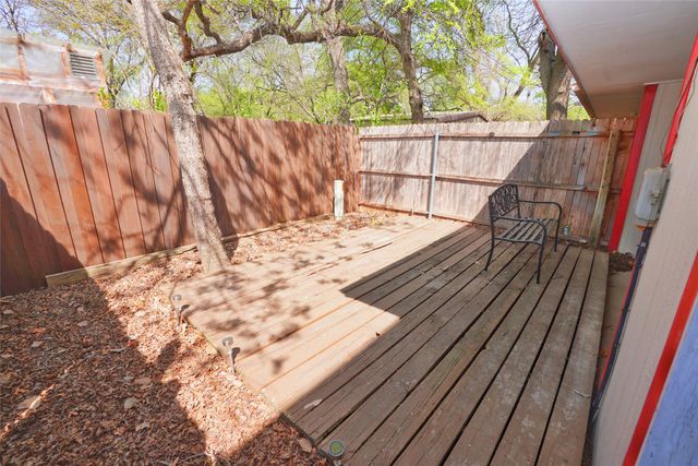 119 Austin Stone Drive, Duncanville, TX 75137