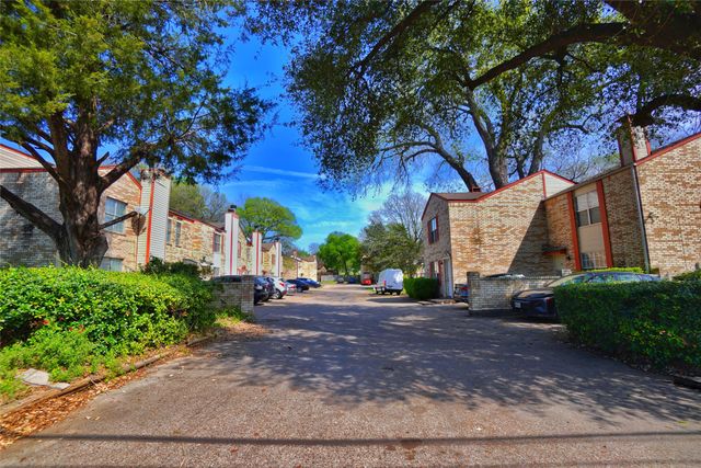 119 Austin Stone Drive, Duncanville, TX 75137