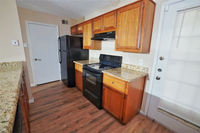 119 Austin Stone Drive, Duncanville, TX 75137