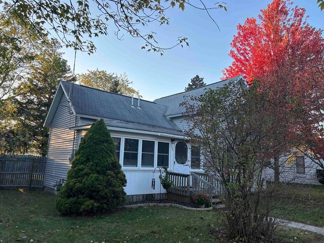 203 Adams, East Tawas, MI 48730