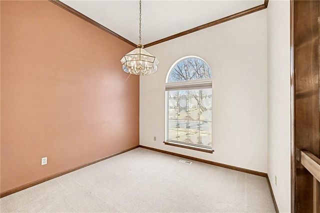 15209 W 91st Place, Lenexa, KS 66219