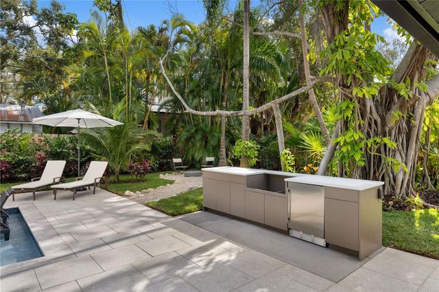 3705 TANGIER TERRACE, Sarasota, FL 34239