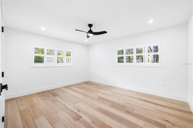 3705 TANGIER TERRACE, Sarasota, FL 34239