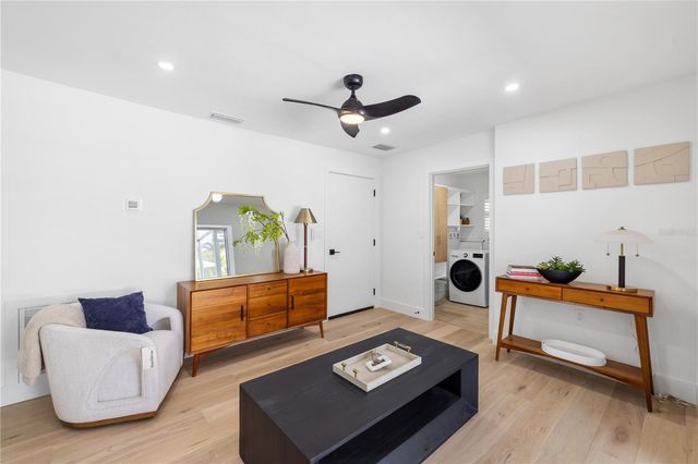 3705 TANGIER TERRACE, Sarasota, FL 34239