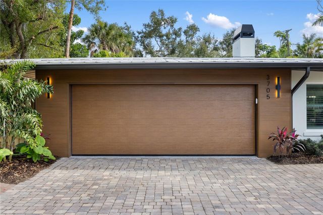 3705 TANGIER TERRACE, Sarasota, FL 34239