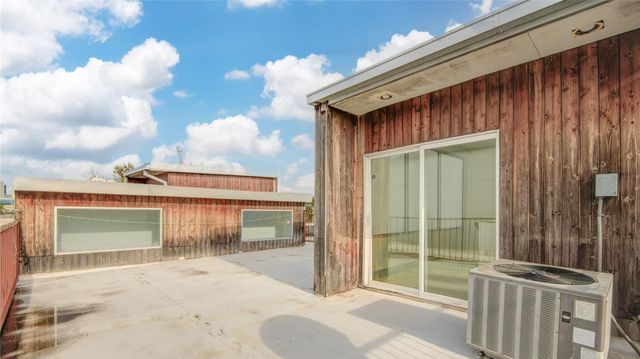 3910 Austin Street, Houston, TX 77004