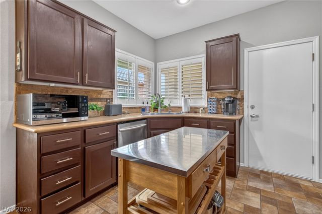 2328 Fossil Canyon Drive, Henderson, NV 89052