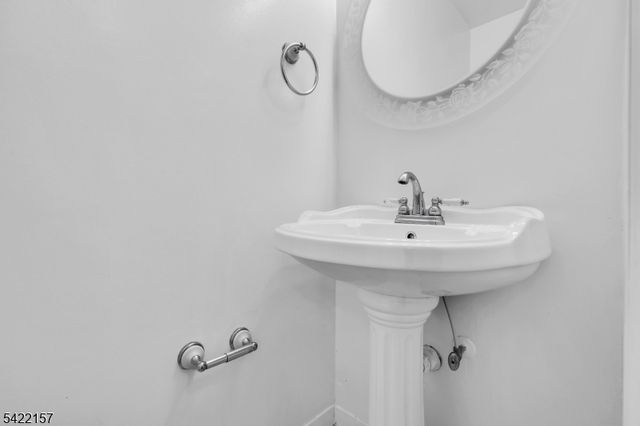 457 Brookside Ln, Hillsborough Twp., NJ 08844