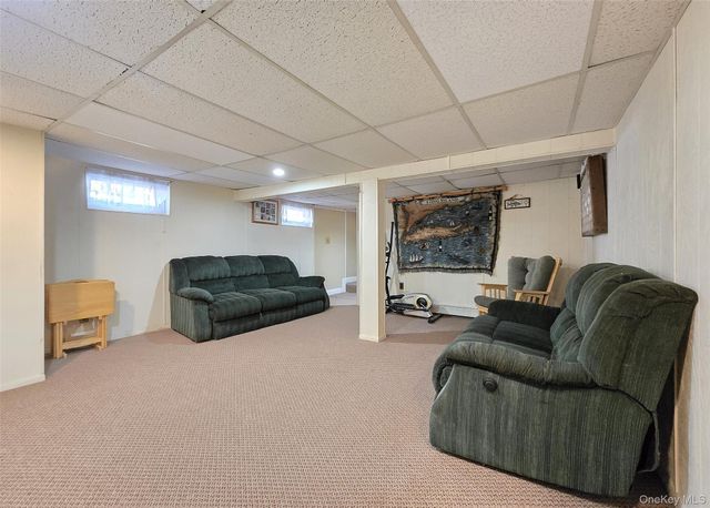 174 Shelby Avenue, Holbrook, NY 11741