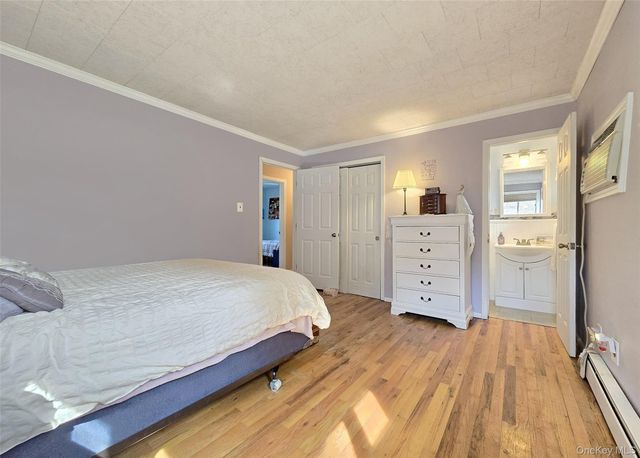 174 Shelby Avenue, Holbrook, NY 11741