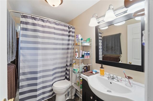 1960 Carol Parkway, Kettering, OH 45440