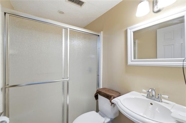 1960 Carol Parkway, Kettering, OH 45440