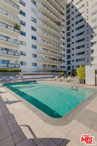 1155 N La Cienega Boulevard 1207, West Hollywood, CA 90069