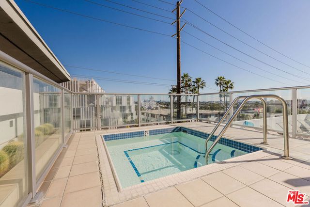 1155 N La Cienega Boulevard 1207, West Hollywood, CA 90069