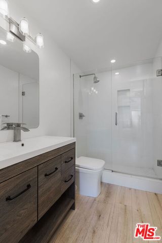 1155 N La Cienega Boulevard 1207, West Hollywood, CA 90069