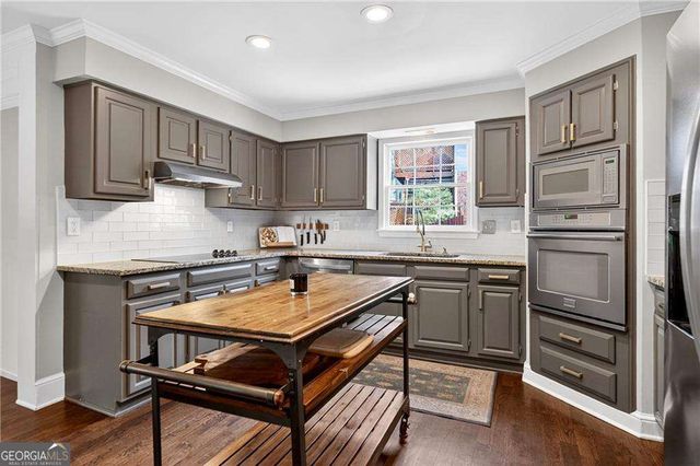 135 Inverness Approach, Roswell, GA 30075