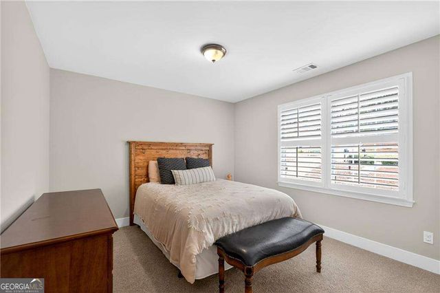 135 Inverness Approach, Roswell, GA 30075