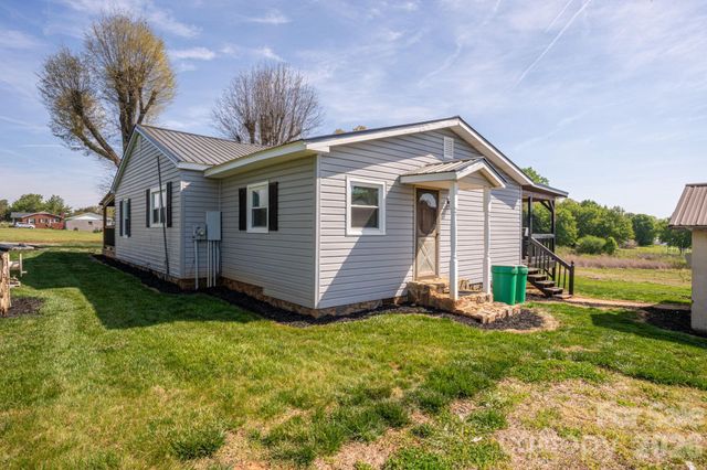 3635 Jennifer Ballenger Lane, Crouse, NC 28033