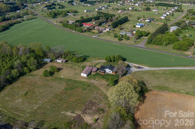 3635 Jennifer Ballenger Lane, Crouse, NC 28033