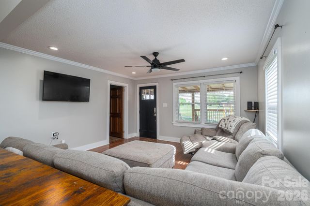 3635 Jennifer Ballenger Lane, Crouse, NC 28033