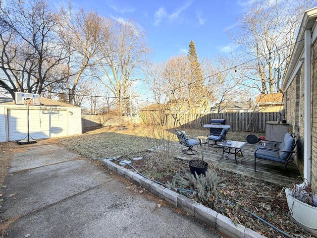 4014 Wright AVENUE, Racine, WI 53405