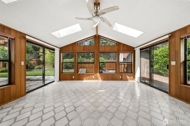 11804 86th Avenue Ct E, Puyallup, WA 98373