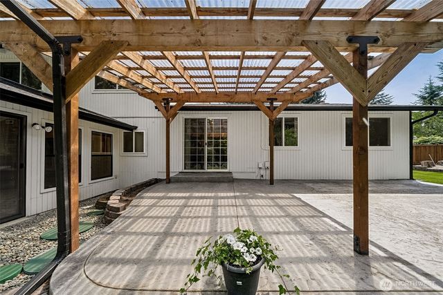 11804 86th Avenue Ct E, Puyallup, WA 98373