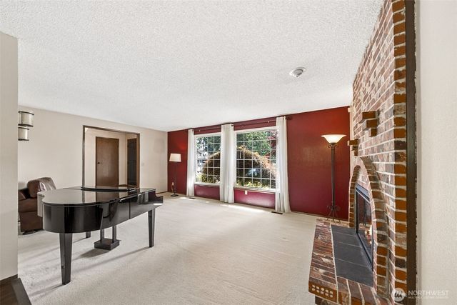 11804 86th Avenue Ct E, Puyallup, WA 98373
