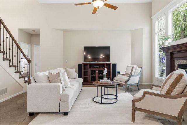 225 NE Misty Meadow Drive, Lee's Summit, MO 64064