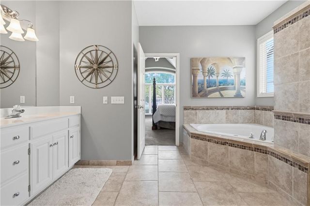 225 NE Misty Meadow Drive, Lee's Summit, MO 64064