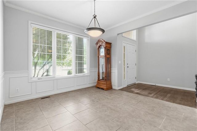225 NE Misty Meadow Drive, Lee's Summit, MO 64064