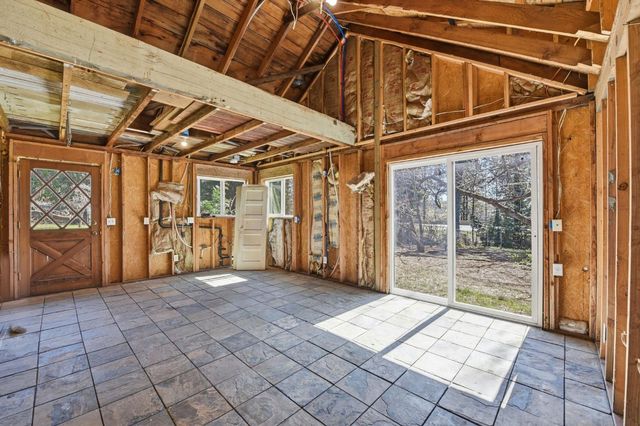 5580 Pony Express Trl, Camino, CA 95709