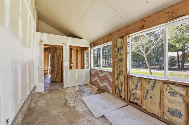 5580 Pony Express Trl, Camino, CA 95709